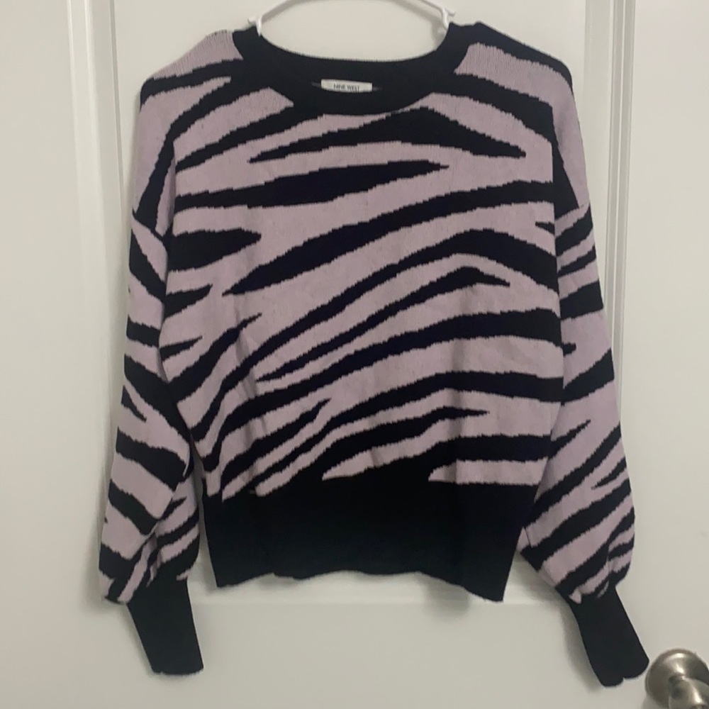 NINE WEST Purple Zebra Sweater M